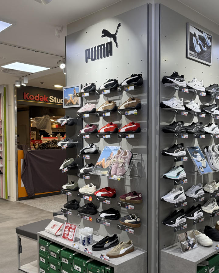 매장 내부 상품 진열