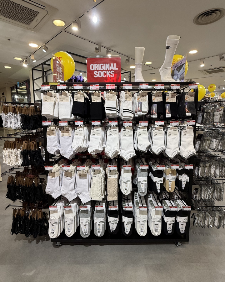 매장 내부 상품 진열