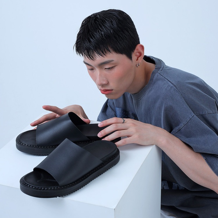 STEPS ST320 DELPHINUS VEGAN LEATHER SLIDE CARBON BLACK