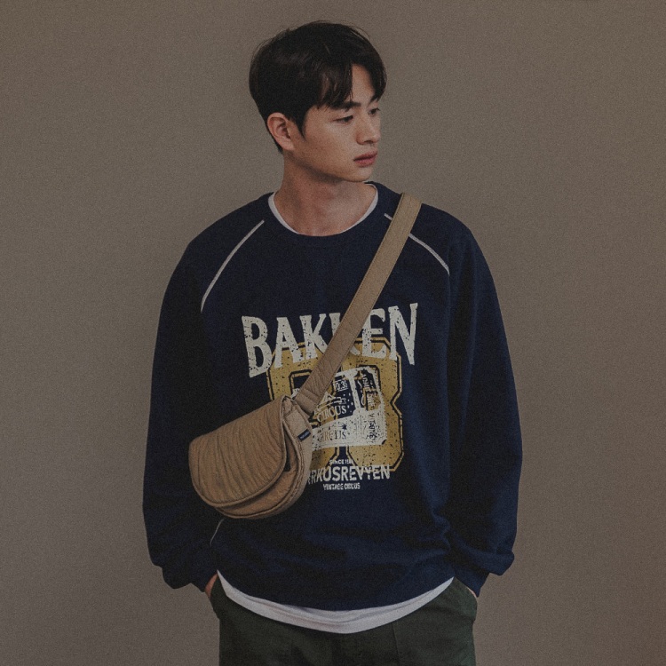 BAKKEN Bakken Ticket Raglan Sweatshirt BK5983_Navy