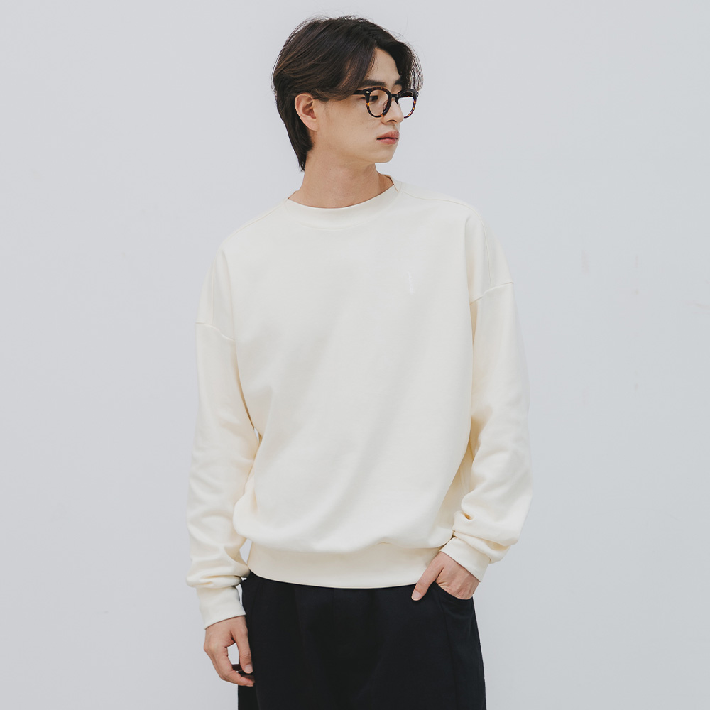 BAKKEN Bakken Comfort Logo Semi Crop Sweatshirt BK8908_cream