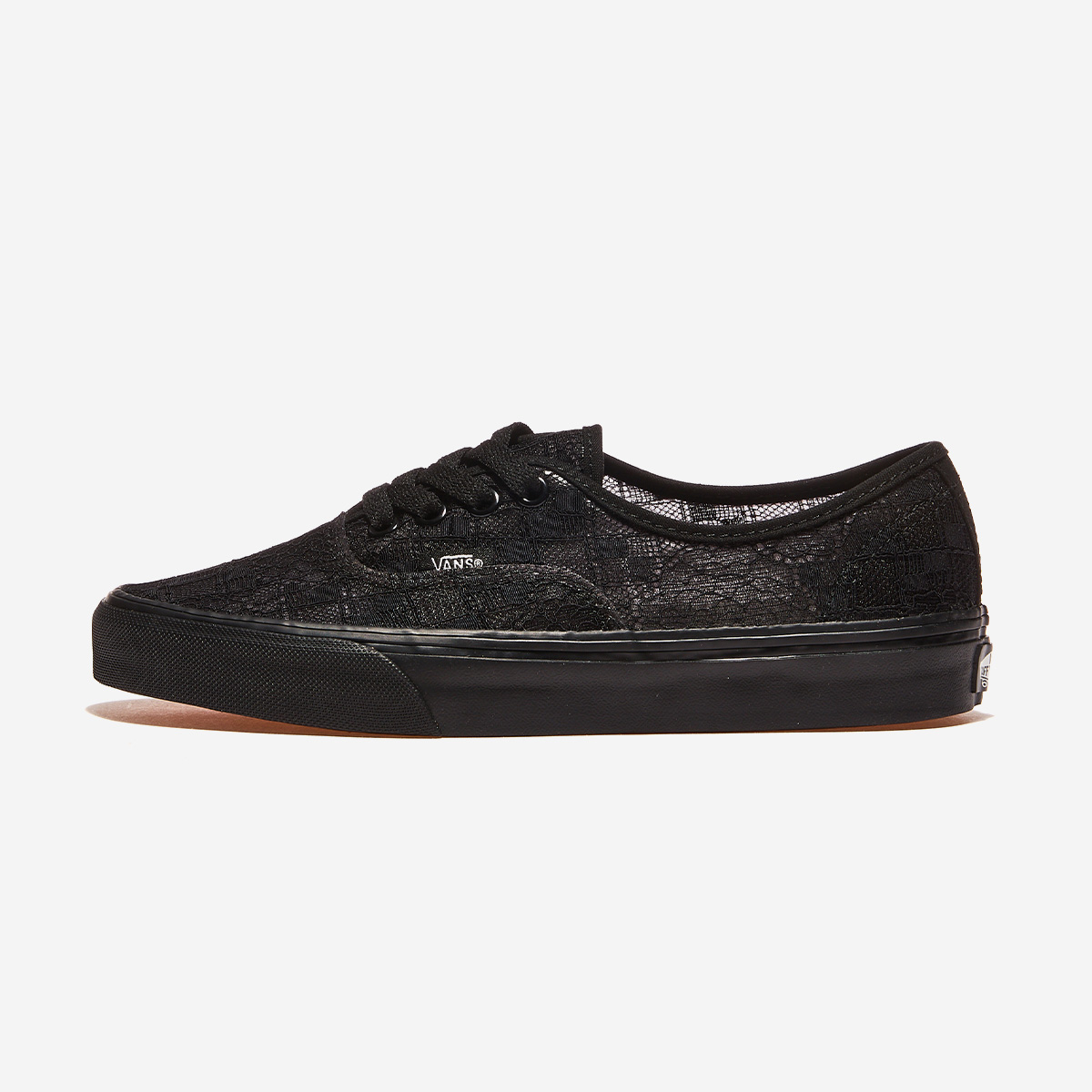 VANS AUTHENTIC